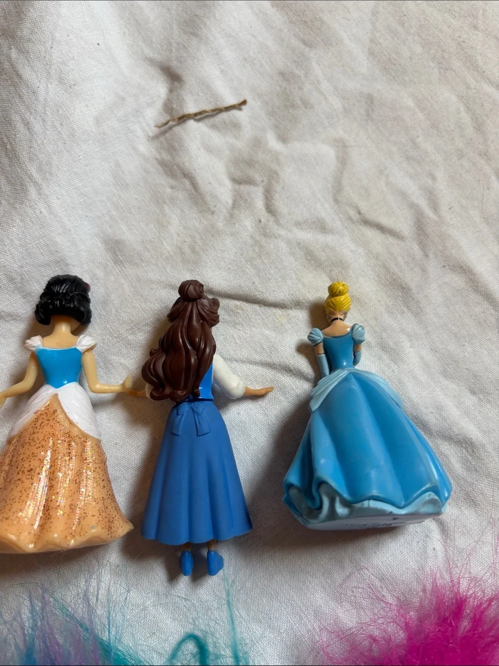 Disney Princess & Trolls Kids Toy Bundle - Blue, Teal, Pink( mini dolls)